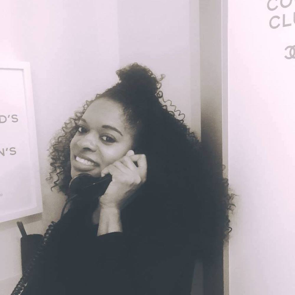 Meet your Posher, Tee